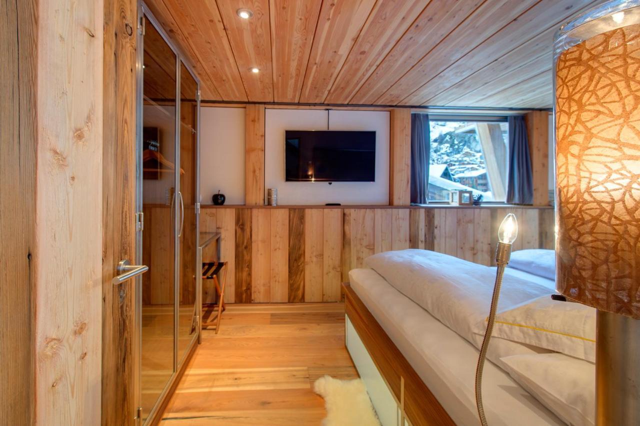 Backstage Hotel Chalet Rooms Zermatt Kamer foto